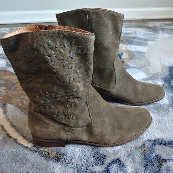 Jack Rogers Olive Suede Embellished Mid Calf Booties 9.5 - Picture 4 of 15